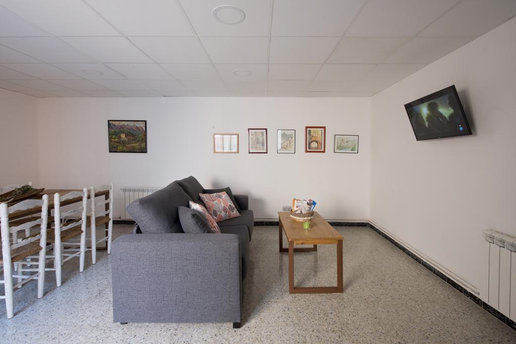 Apartments Mo Monistrol de Montserrat المظهر الخارجي الصورة