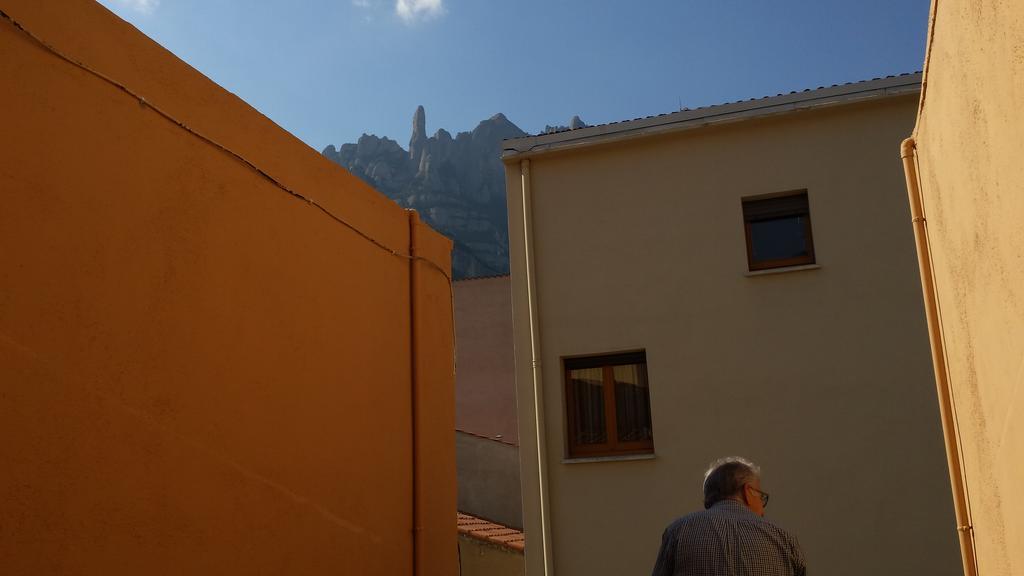 Apartments Mo Monistrol de Montserrat المظهر الخارجي الصورة